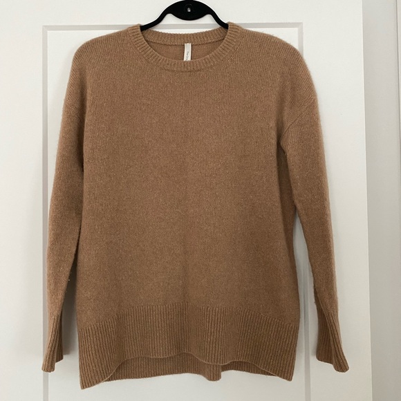 The Group by Babaton 100% cashmere - Picture 2 of 3